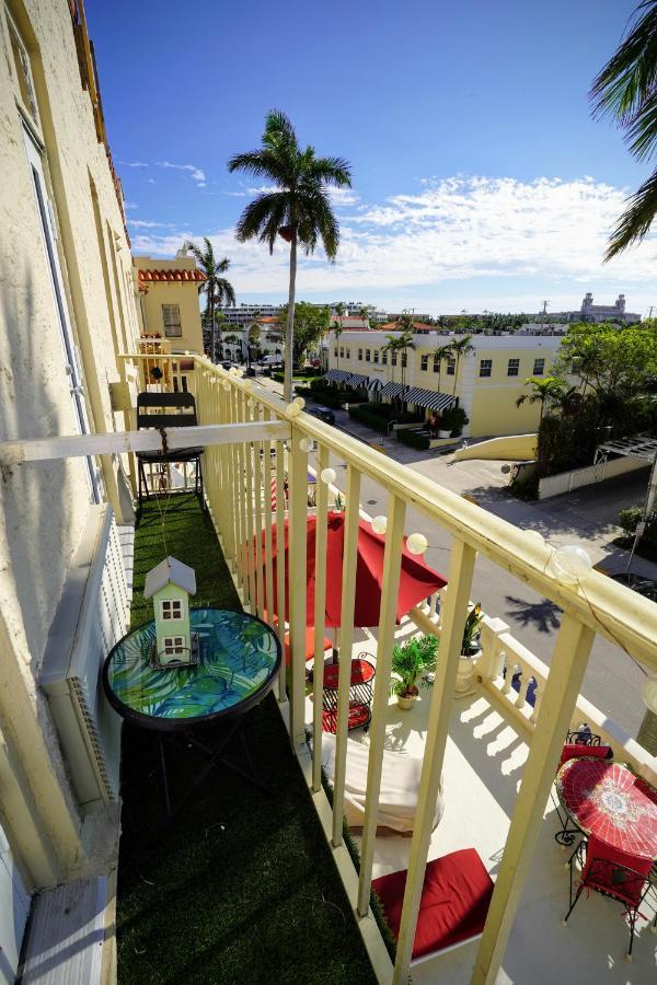 Studio with Balcony