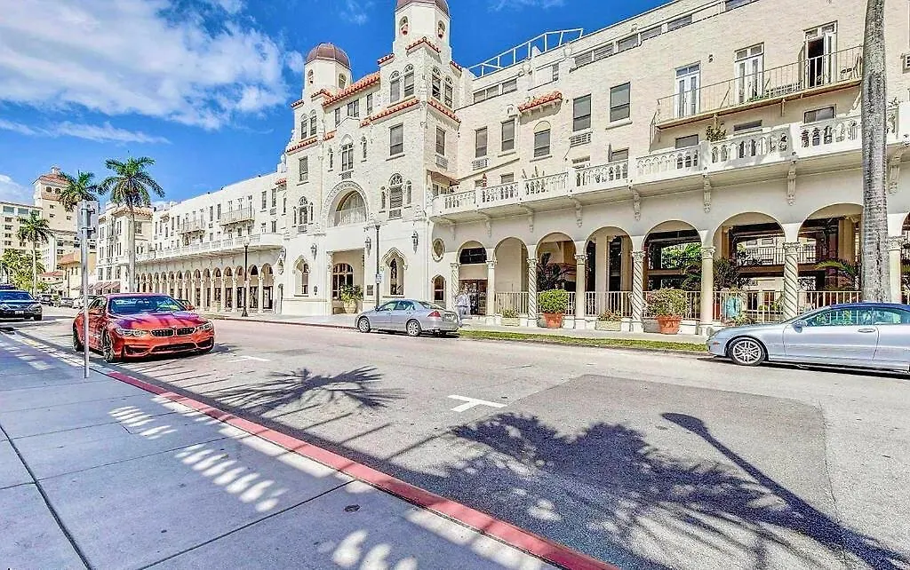Renovated Studio In The Heart Of Palm Beach - Free Parking, Security Box-1
